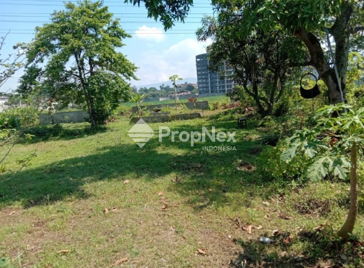 Jual Tanah Luas Lokasi Bagus di Derwati — foto 2